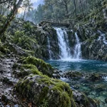 La cascade des anglais, vasques et eau près du ruisseau d’Agnone à Vizzavona