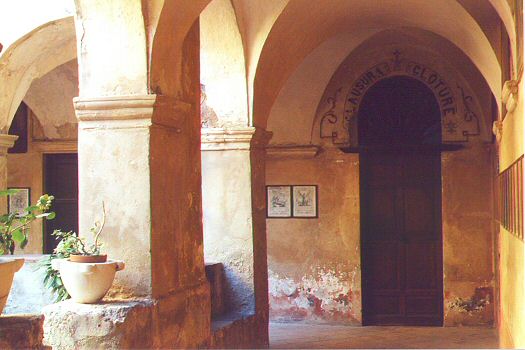 Monastère de Cimiez : église et cloître